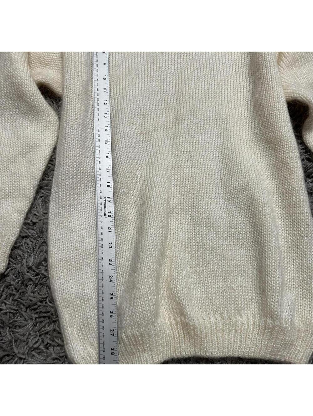 Vintage Cream Colored Mohair Sweater Size M - Picture 3 of 6